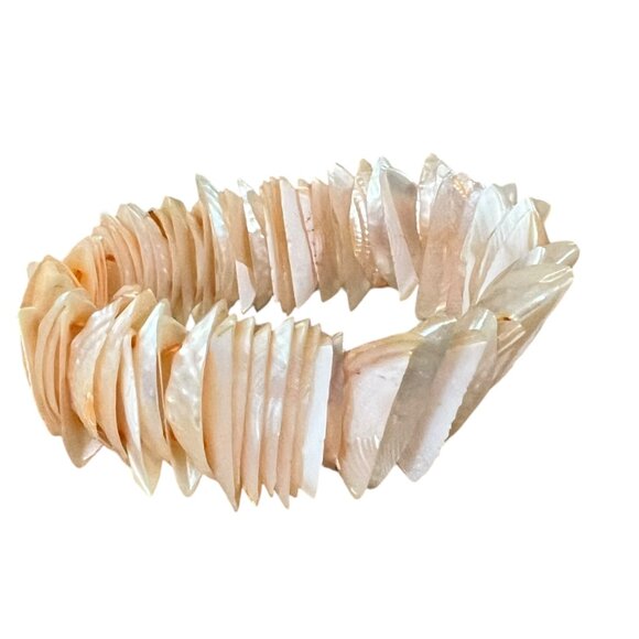 Natural Iridescent‎ Mother Of Pearl Shell Stretch Bracelet - Picture 5 of 6